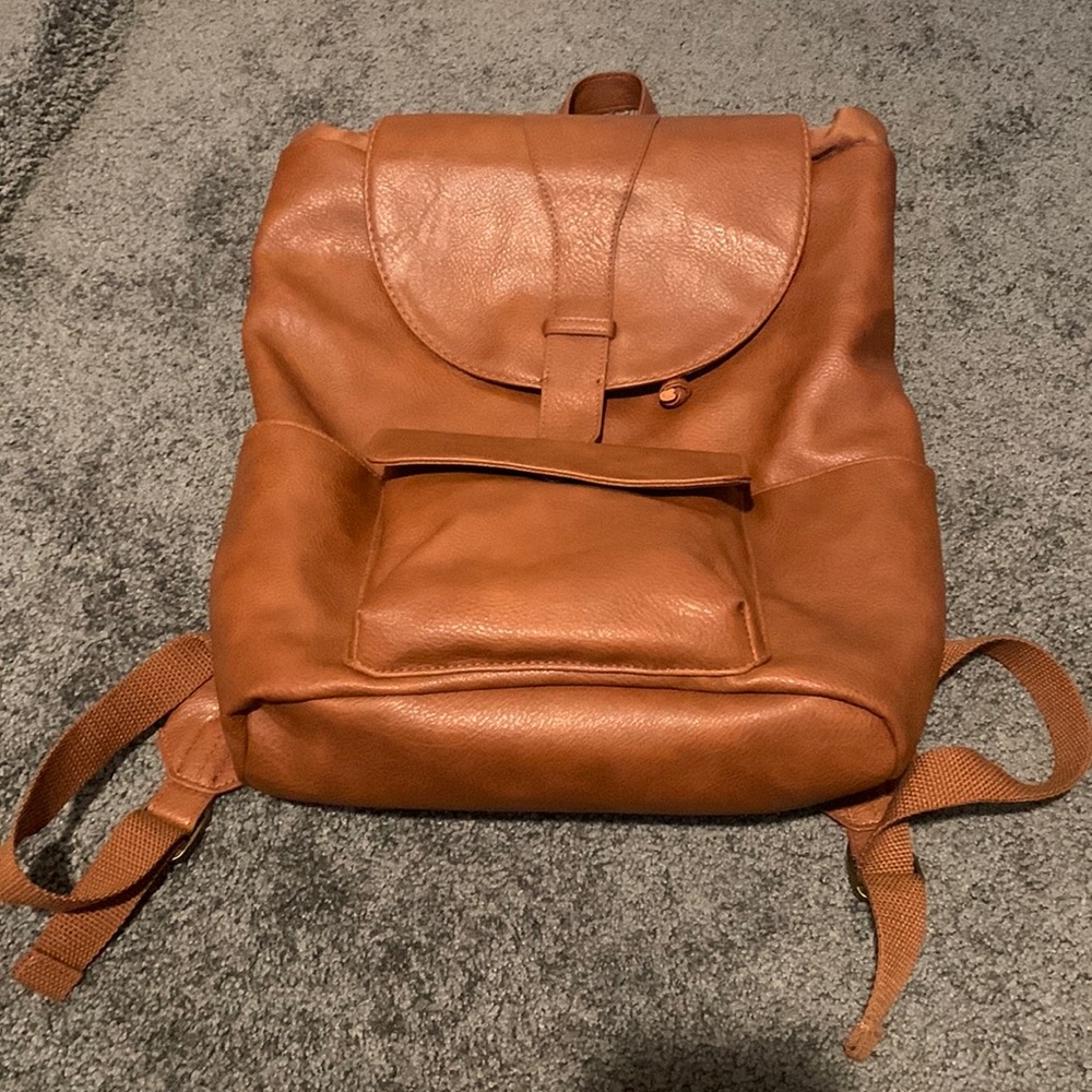 Universal Thread Backpack